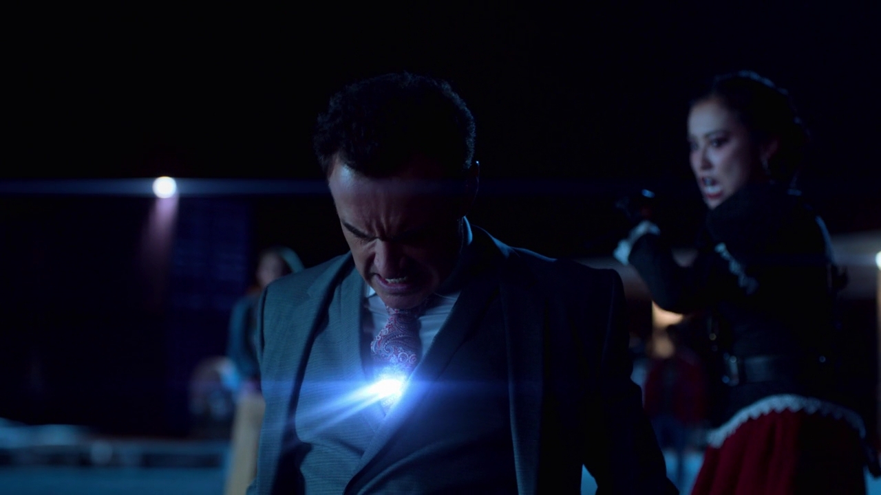 Charmed-Online-dot-nl_Runaways2x07-02537.jpg