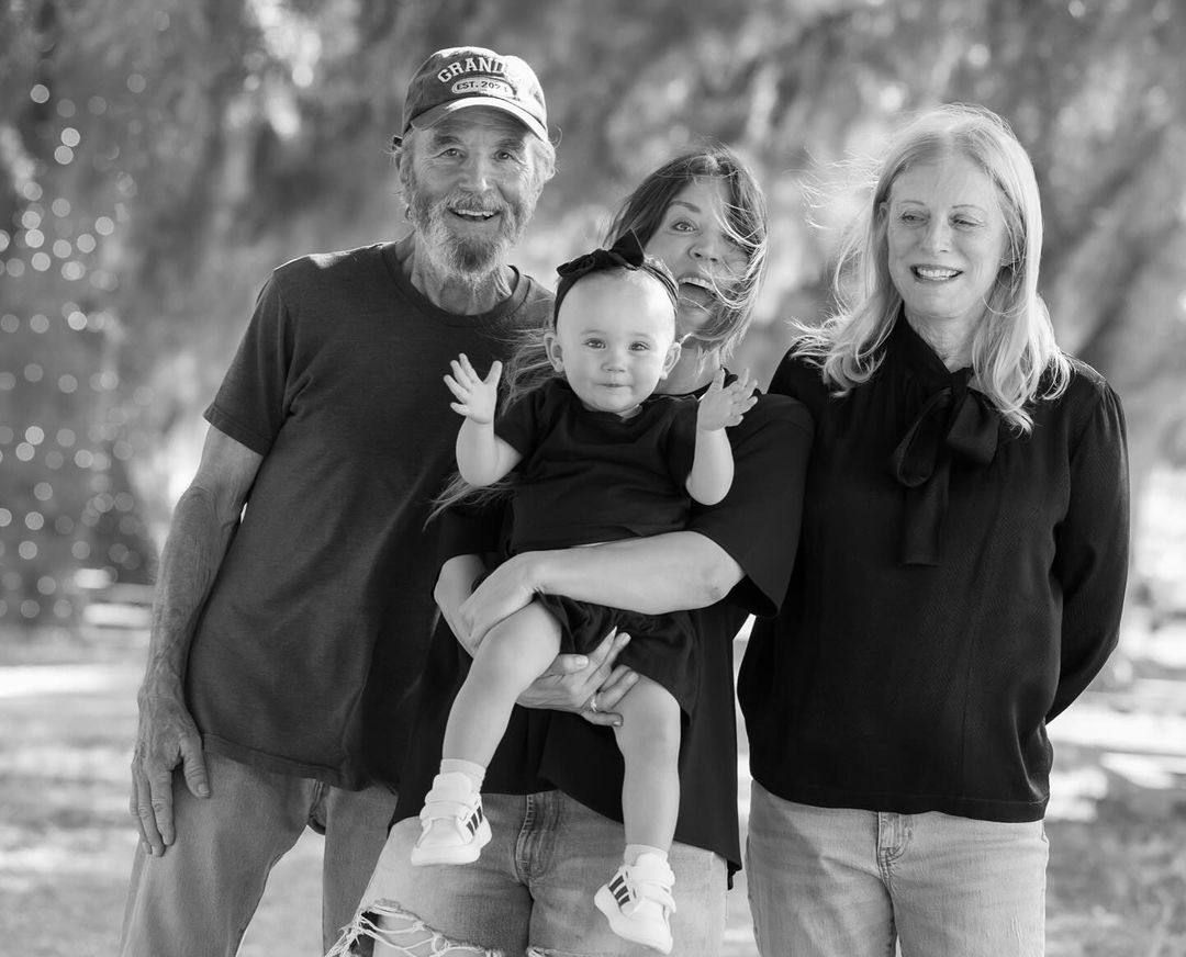 052-11.jpg 052-11.jpg