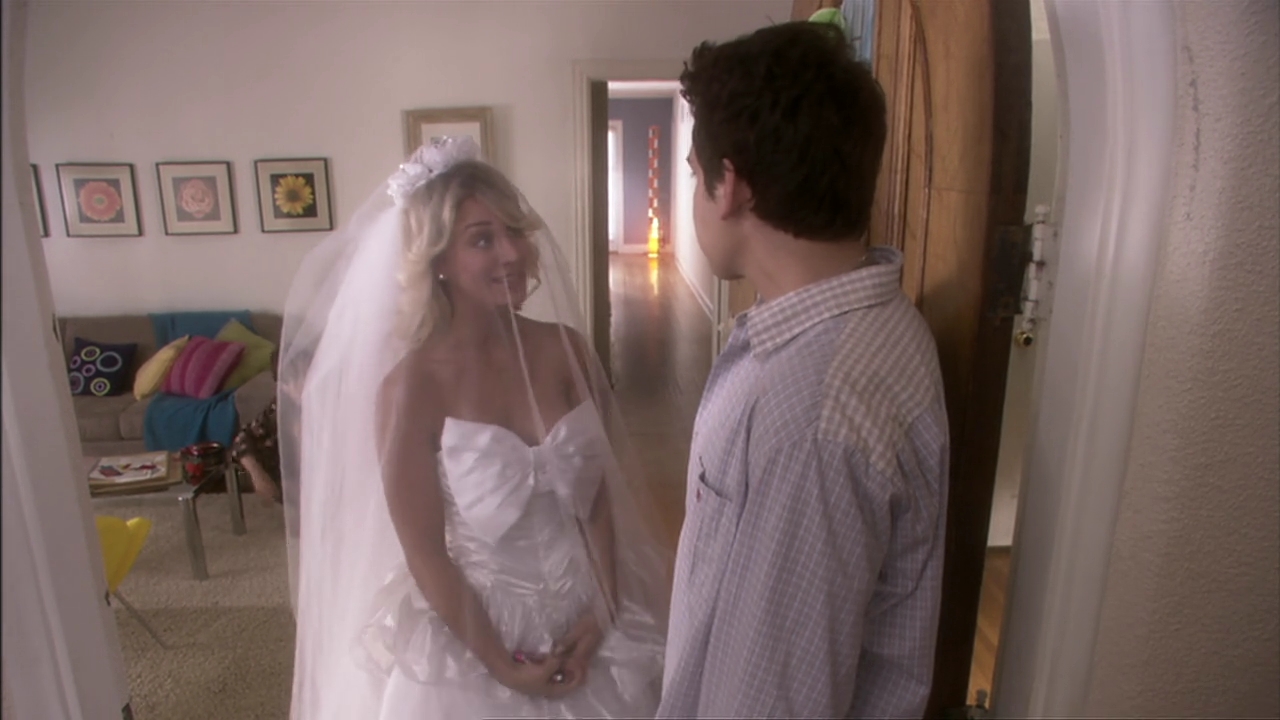 Charmed-Online_dot_nl-CougarClub4657.jpg