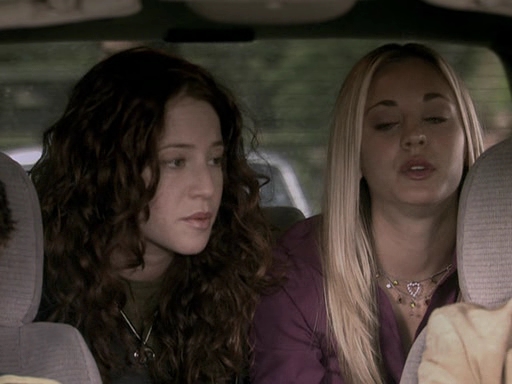 Charmed-Online_dot_nl-8SimpleRules-1x010241.jpg