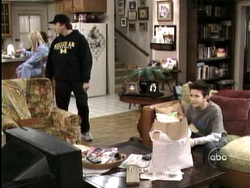 Charmed-Online_dot_nl-8SimpleRules-1x020901.jpg