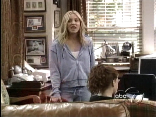 Charmed-Online_dot_nl-8SimpleRules-1x021031.jpg