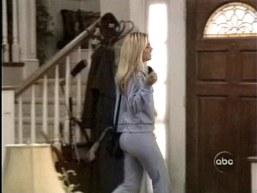 Charmed-Online_dot_nl-8SimpleRules-1x021090.jpg