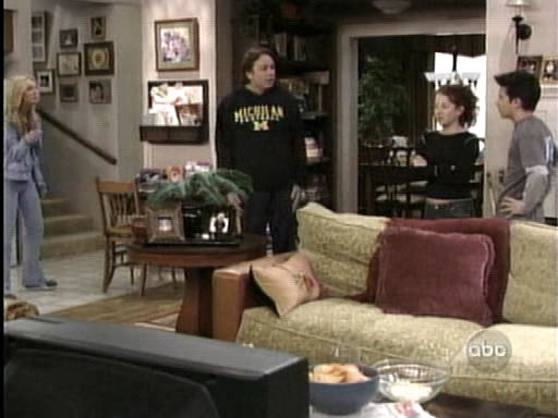 Charmed-Online_dot_nl-8SimpleRules-1x021342.jpg
