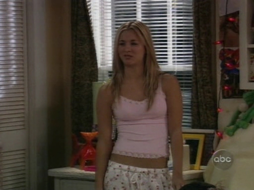 Charmed-Online_dot_nl-8SimpleRules-1x05-0413.jpg