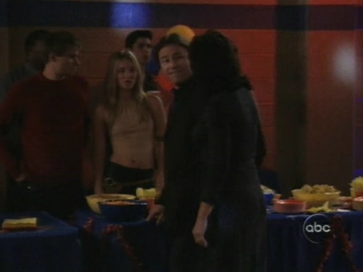 Charmed-Online_dot_nl-8SimpleRules-1x05-0911.jpg