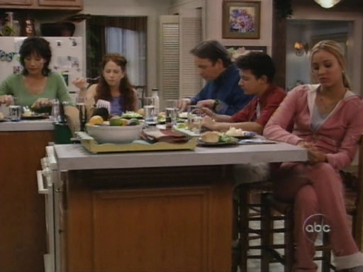 Charmed-Online_dot_nl-8SimpleRules-1x06-0489.jpg