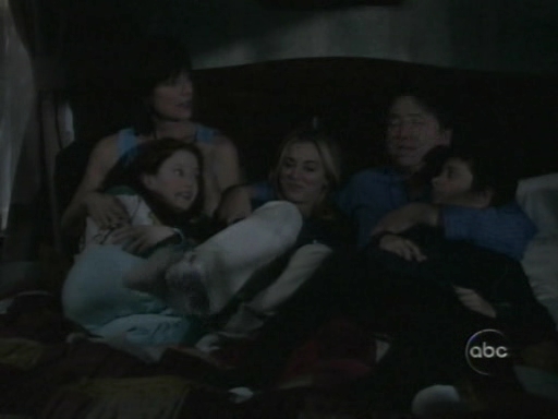 Charmed-Online_dot_nl-8SimpleRules-1x07-0971.jpg