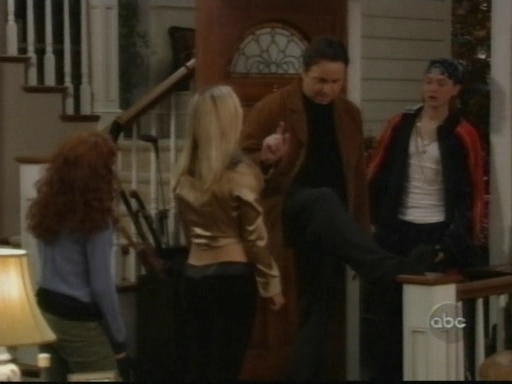 Charmed-Online_dot_nl-8SimpleRules-1x08-0068.jpg
