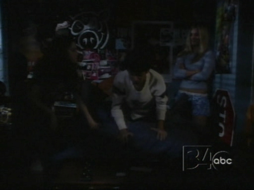 Charmed-Online_dot_nl-8SimpleRules-1x08-0375.jpg