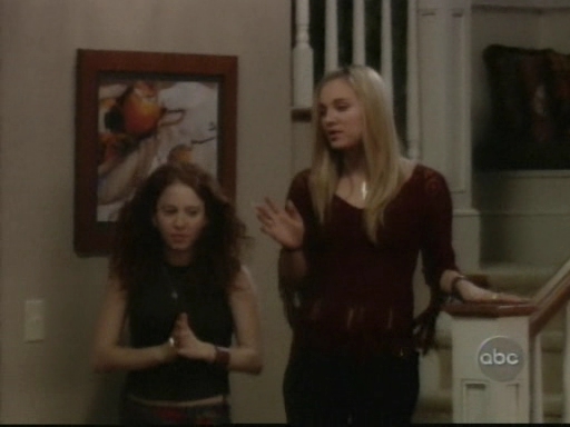 Charmed-Online_dot_nl-8SimpleRules-1x08-0469.jpg