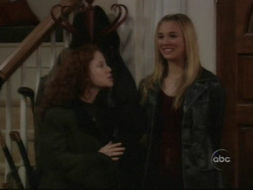Charmed-Online_dot_nl-8SimpleRules-1x08-0609.jpg