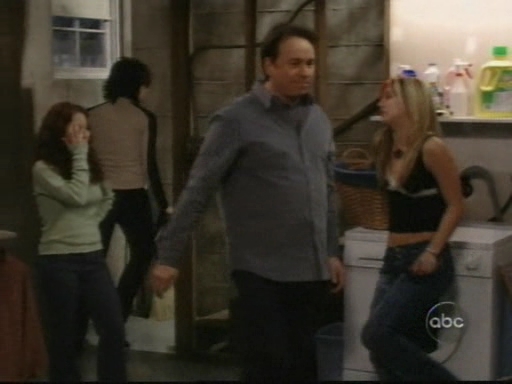 Charmed-Online_dot_nl-8SimpleRules-1x10-0648.jpg