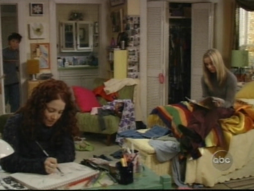 Charmed-Online_dot_nl-8SimpleRules-1x13-0209.jpg