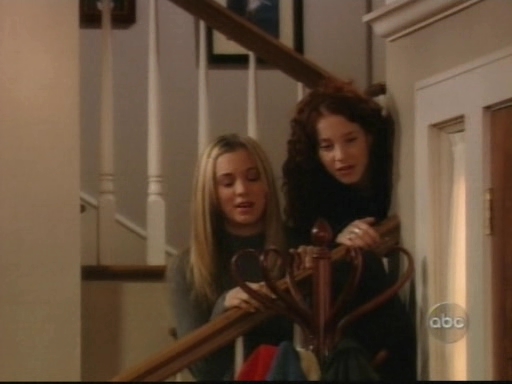 Charmed-Online_dot_nl-8SimpleRules-1x13-0400.jpg