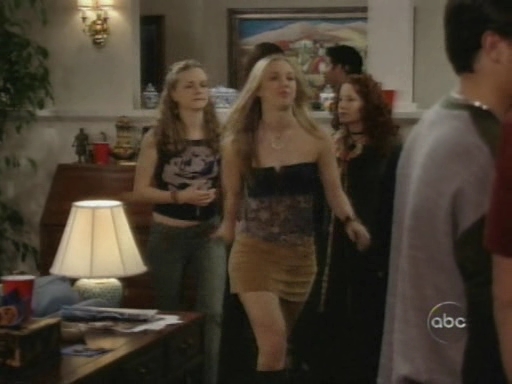 Charmed-Online_dot_nl-8SimpleRules-1x15-0489.jpg