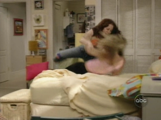 Charmed-Online_dot_nl-8SimpleRules-1x15-0752.jpg