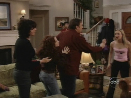 Charmed-Online_dot_nl-8SimpleRules-1x15-1219.jpg