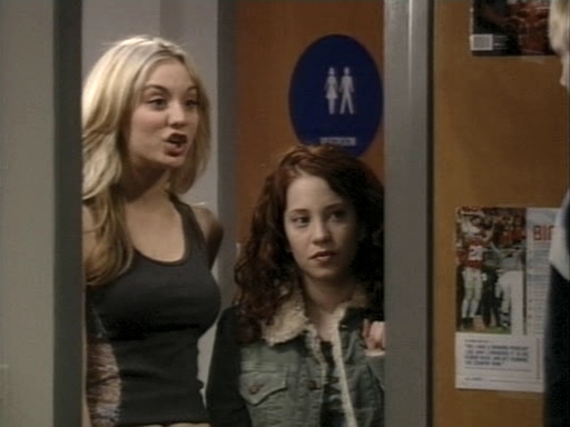 Charmed-Online_dot_nl-8SimpleRules-1x18-0562.jpg