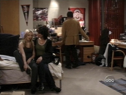 Charmed-Online_dot_nl-8SimpleRules-1x18-1020.jpg