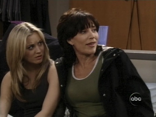 Charmed-Online_dot_nl-8SimpleRules-1x18-1080.jpg
