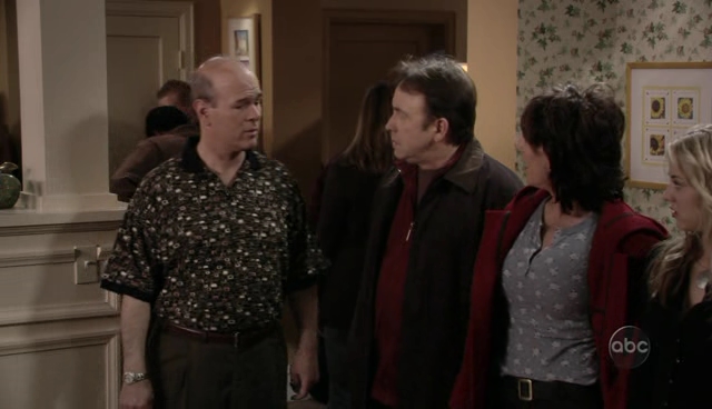 Charmed-Online_dot_nl-8SimpleRules-1x19-0369.jpg