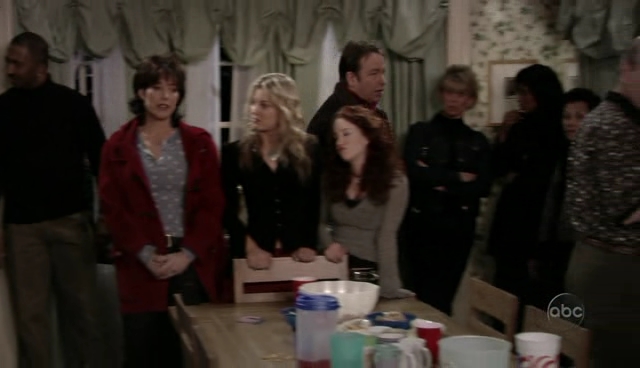 Charmed-Online_dot_nl-8SimpleRules-1x19-0407.jpg