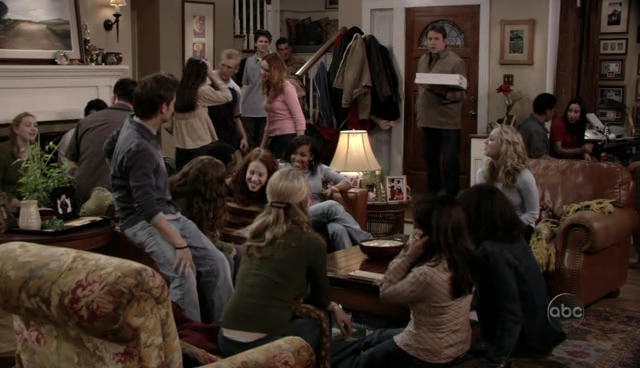 Charmed-Online_dot_nl-8SimpleRules-1x19-0947.jpg