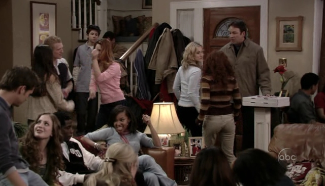 Charmed-Online_dot_nl-8SimpleRules-1x19-0952.jpg