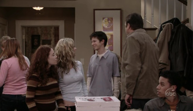 Charmed-Online_dot_nl-8SimpleRules-1x19-0993.jpg