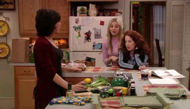 Charmed-Online_dot_nl-8SimpleRules-1x20-0038.jpg