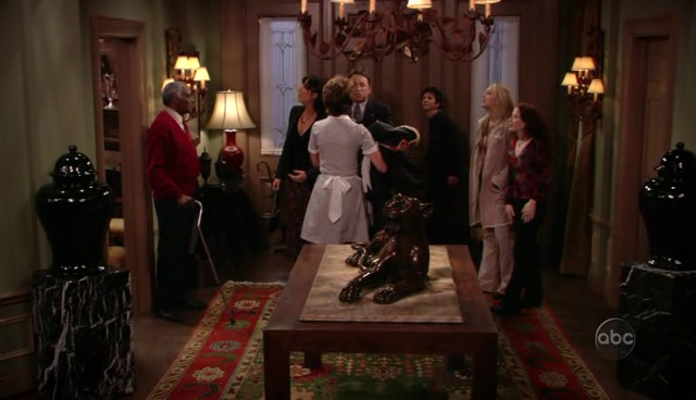 Charmed-Online_dot_nl-8SimpleRules-1x20-0223.jpg