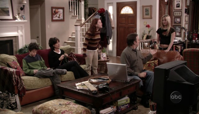 Charmed-Online_dot_nl-8SimpleRules-1x21-0025.jpg