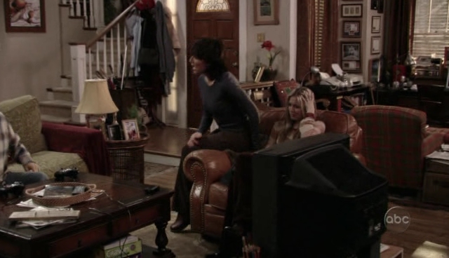 Charmed-Online_dot_nl-8SimpleRules-1x21-0491.jpg