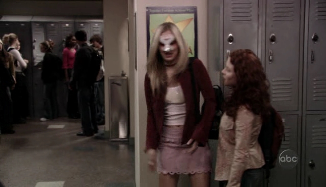 Charmed-Online_dot_nl-8SimpleRules-1x21-0917.jpg