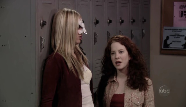 Charmed-Online_dot_nl-8SimpleRules-1x21-0926.jpg