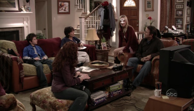 Charmed-Online_dot_nl-8SimpleRules-1x21-1001.jpg