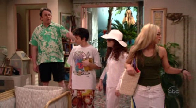 Charmed-Online_dot_nl-8SimpleRules-1x22-0318.jpg