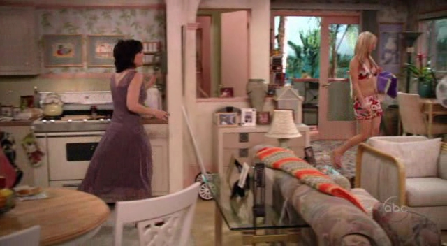 Charmed-Online_dot_nl-8SimpleRules-1x22-0639.jpg