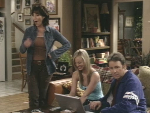 Charmed-Online_dot_nl-8SimpleRules-1x24-0100.jpg