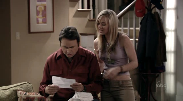 Charmed-Online_dot_nl-8SimpleRules-1x25-0206.jpg