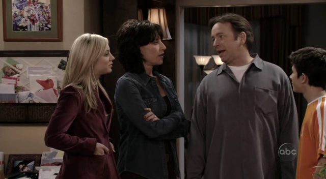 Charmed-Online_dot_nl-8SimpleRules-1x25-0917.jpg