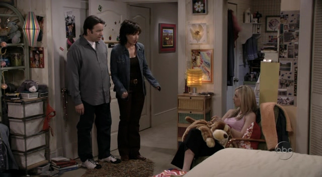 Charmed-Online_dot_nl-8SimpleRules-1x25-0998.jpg