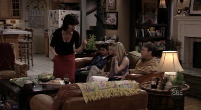 Charmed-Online_dot_nl-8SimpleRules-1x26-0254.jpg