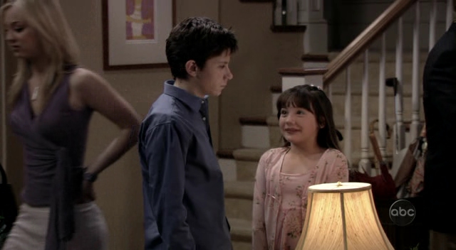 Charmed-Online_dot_nl-8SimpleRules-1x26-0282.jpg