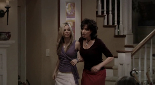Charmed-Online_dot_nl-8SimpleRules-1x26-0477.jpg
