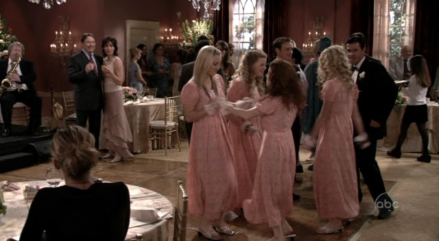 Charmed-Online_dot_nl-8SimpleRules-1x26-1064.jpg