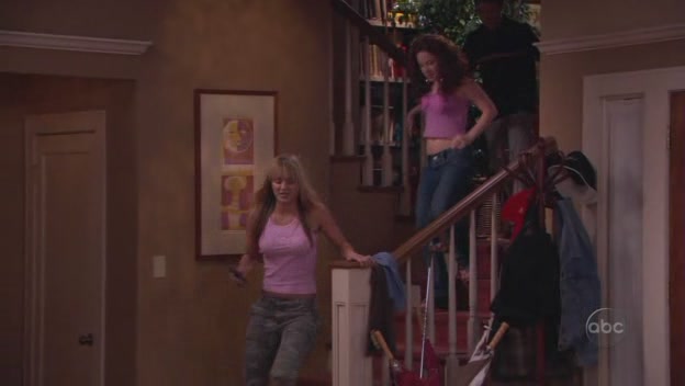 Charmed-Online-dot-nl_8SimpleRules-2x01-0101.jpg
