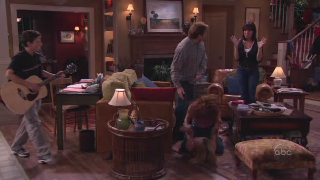Charmed-Online-dot-nl_8SimpleRules-2x01-0310.jpg
