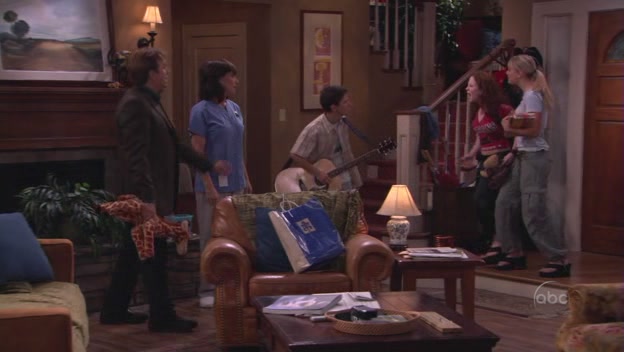 Charmed-Online-dot-nl_8SimpleRules-2x01-1156.jpg